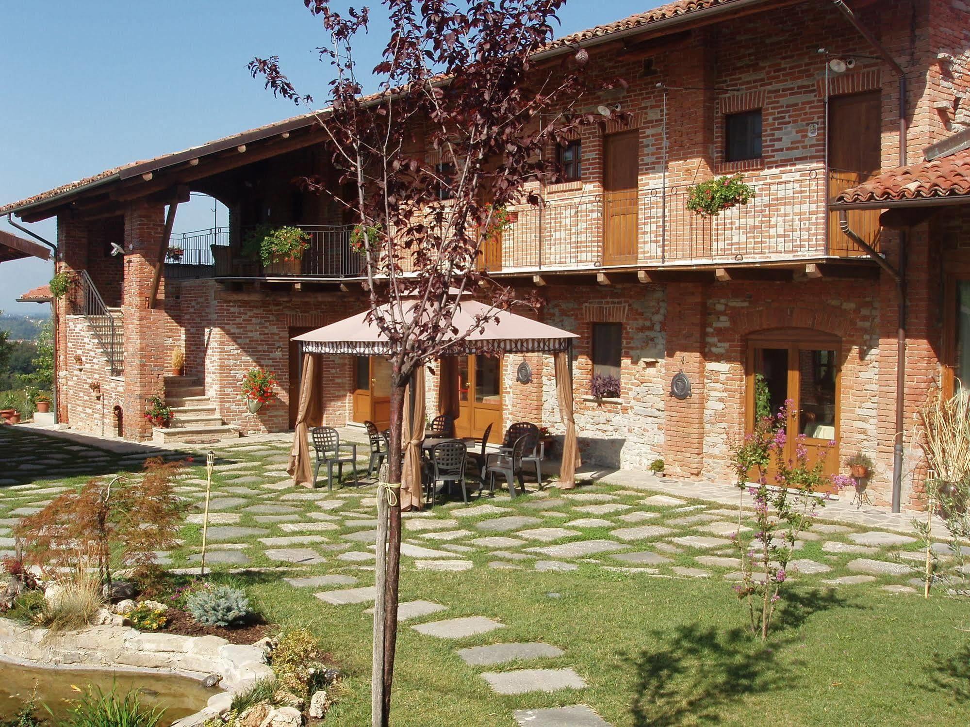 Il Palazzetto Clavesana Exterior foto